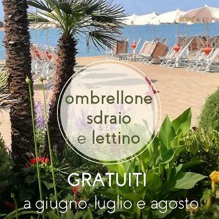 Albergo La Pineta Marinella di Sarzana Dış mekan fotoğraf